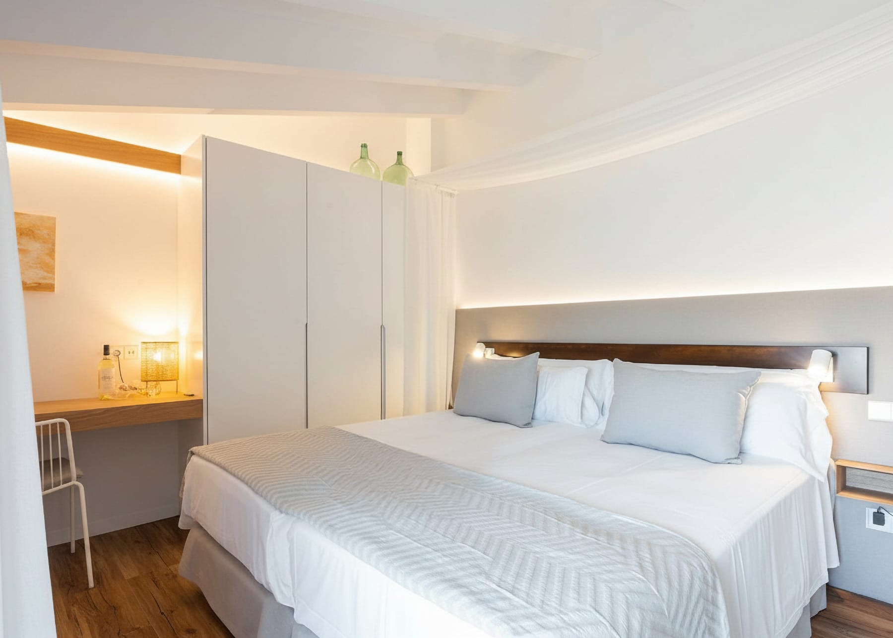 Ynaira Double Room 1 1 Ynaira-Double-Room-1-1