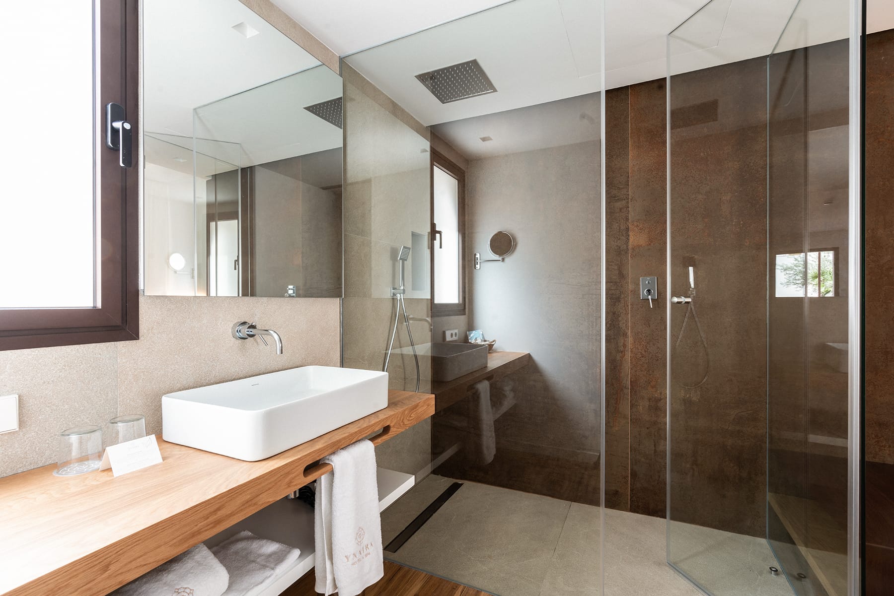 Ynaira Junior Suite Terrace 4 Ynaira-Junior-Suite-Terrace-4