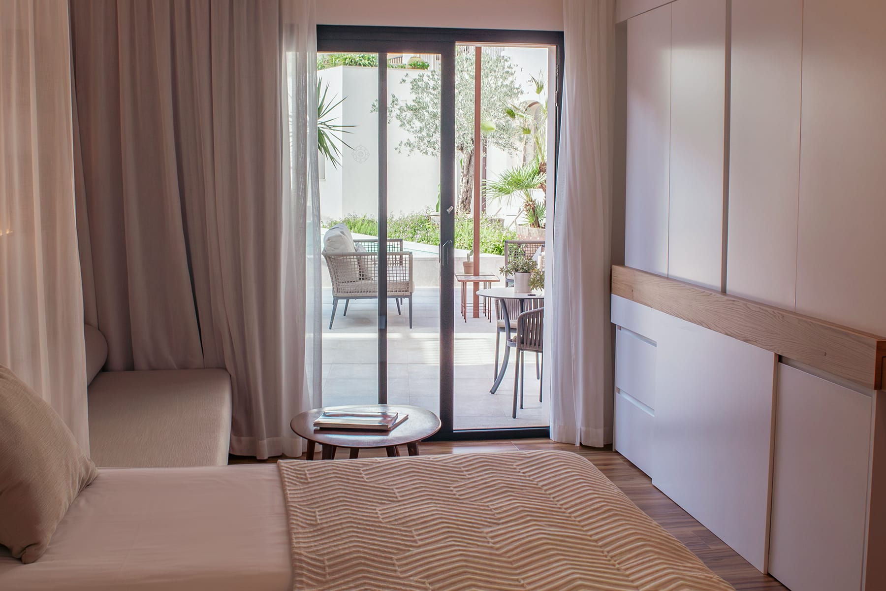 Ynaira Junior Suite Terrace 6 Ynaira-Junior-Suite-Terrace-6