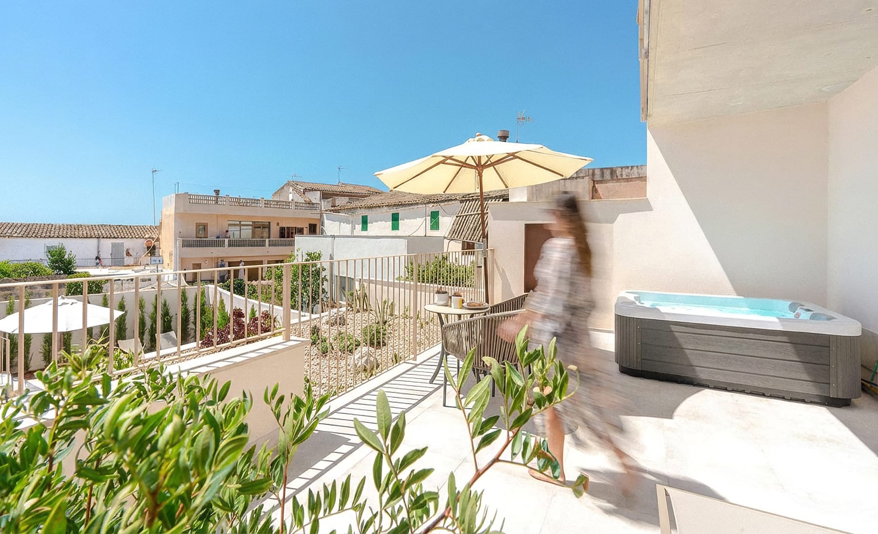 Ynaira Suite Terrace 4 1 1 Ynaira-Suite-Terrace-4-1